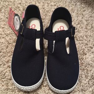 Cienta t strap toddler girls canvas sneaker - Navy - NWT